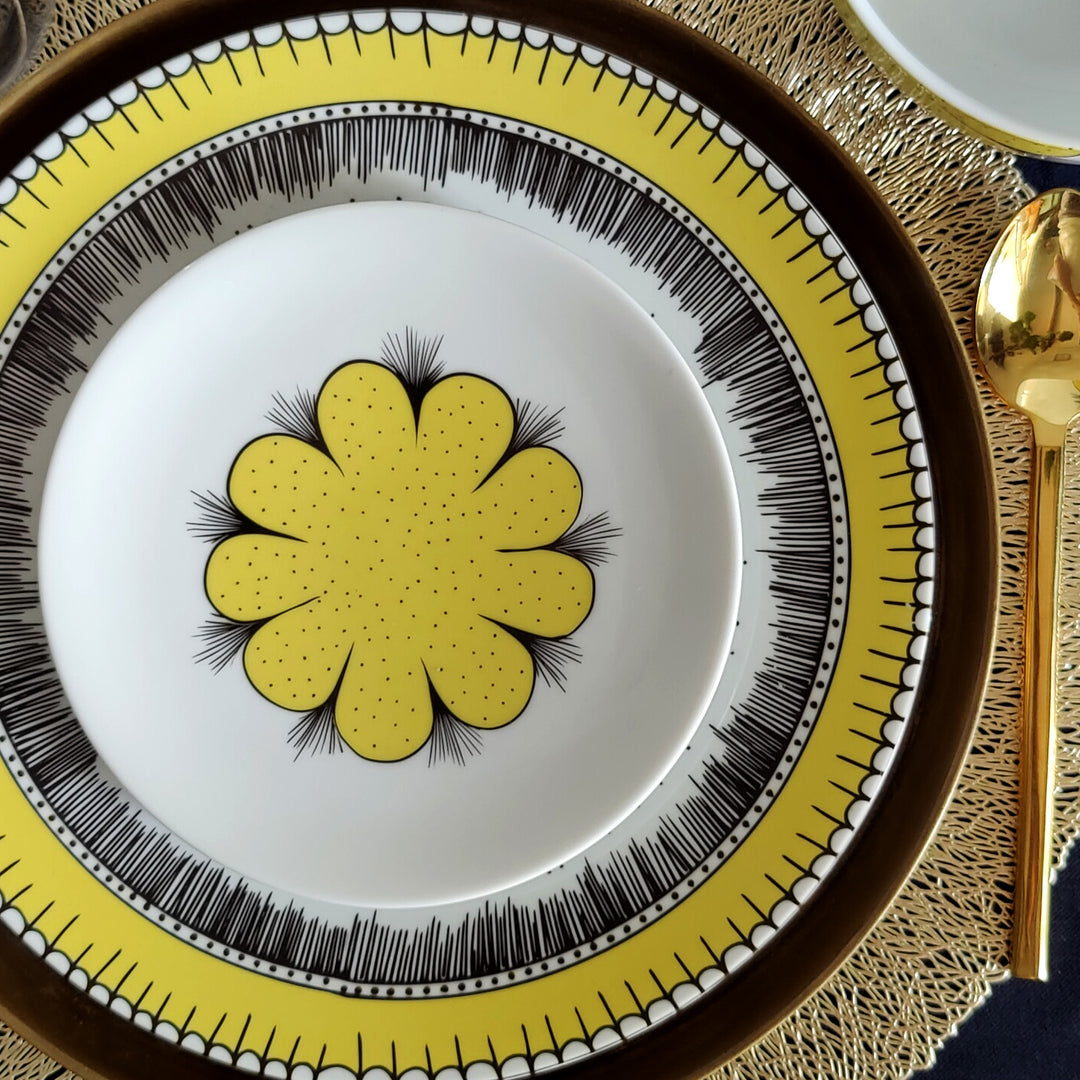 The Marigold Field – Quarter / Snack Plate