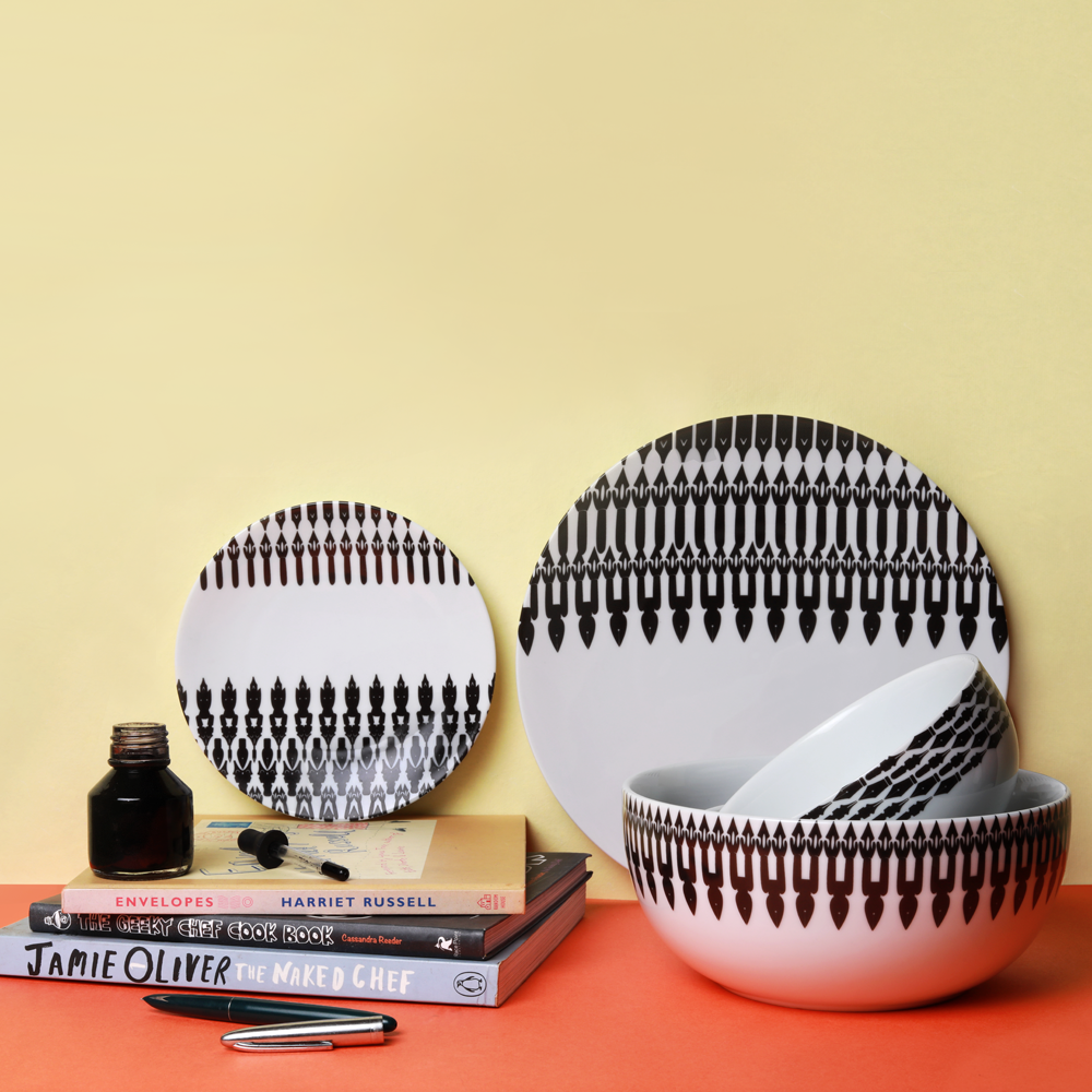 Inky Black Stream - 14pc Dinner Set