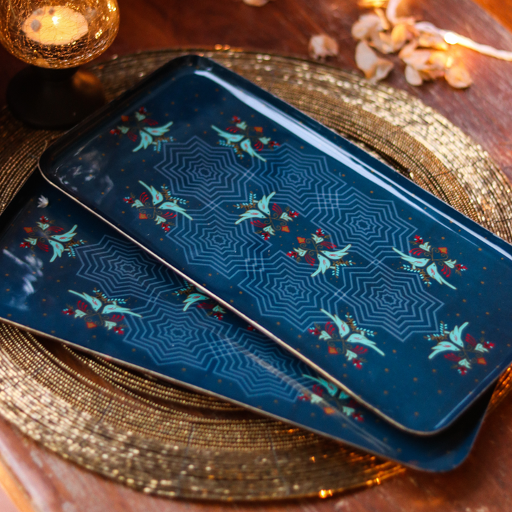 Metal Serveware - Paro
