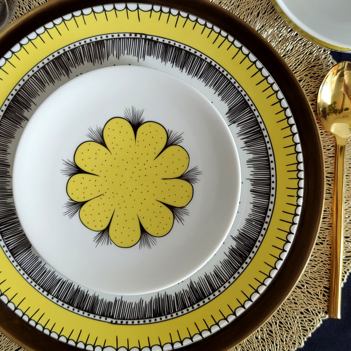 The Marigold Field – Quarter / Snack Plate