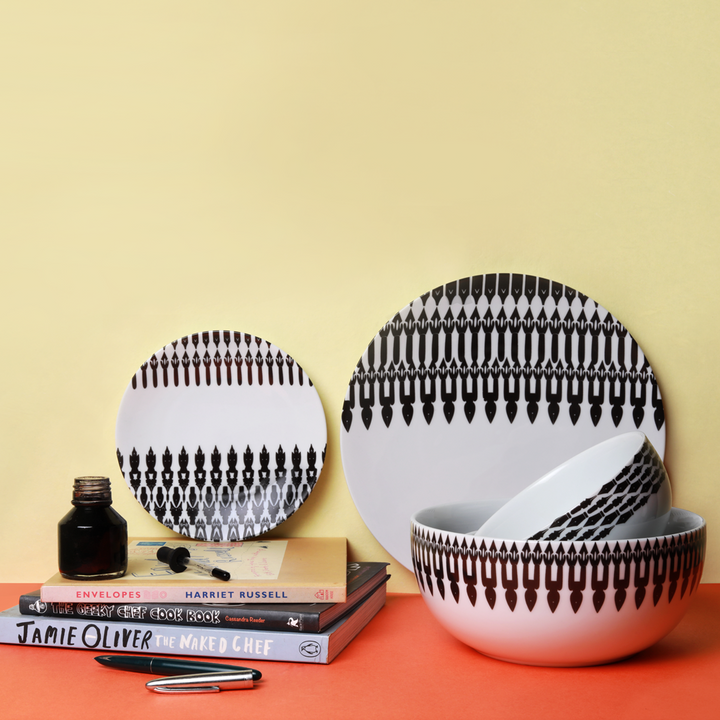 Inky Black Stream - Dinner Set
